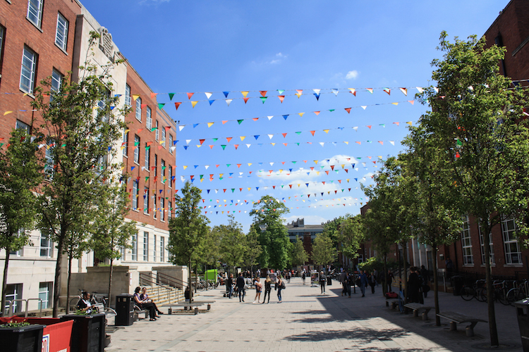 09.00 Campus leeds in engeland