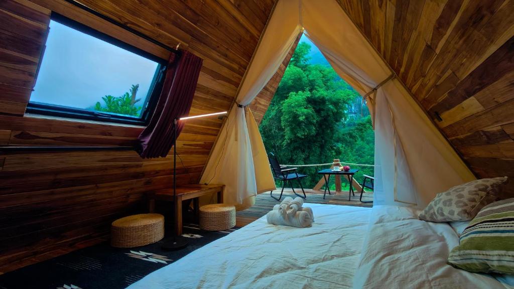 hotels laos champa huisje vakantiehuisje nong khiaw