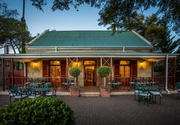 88 Baron van Reede oudtshoorn hotel