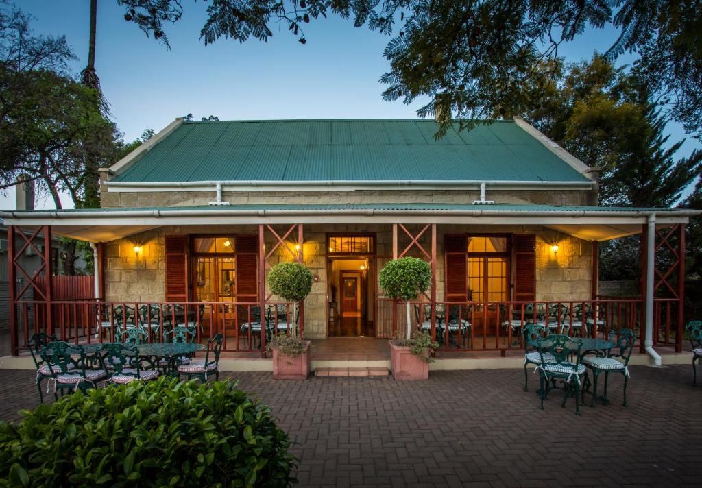 88 Baron van Reede oudtshoorn hotel