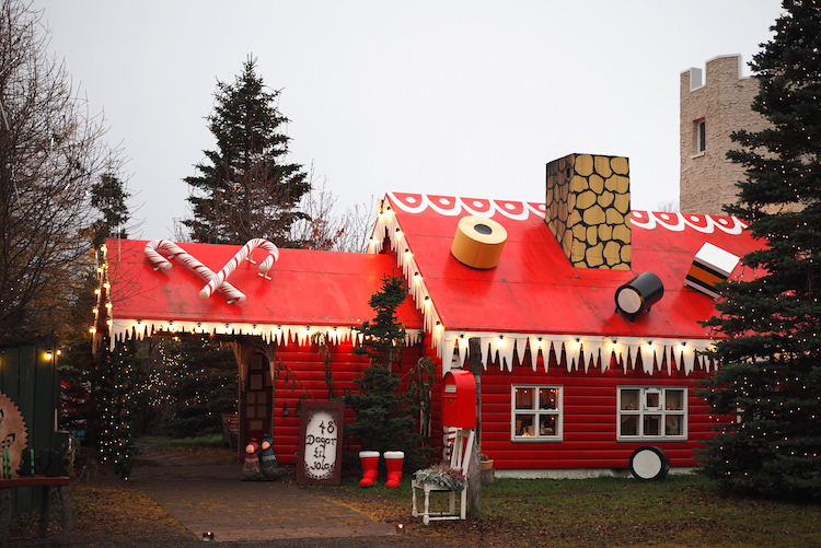 akureyri ijsland santas house