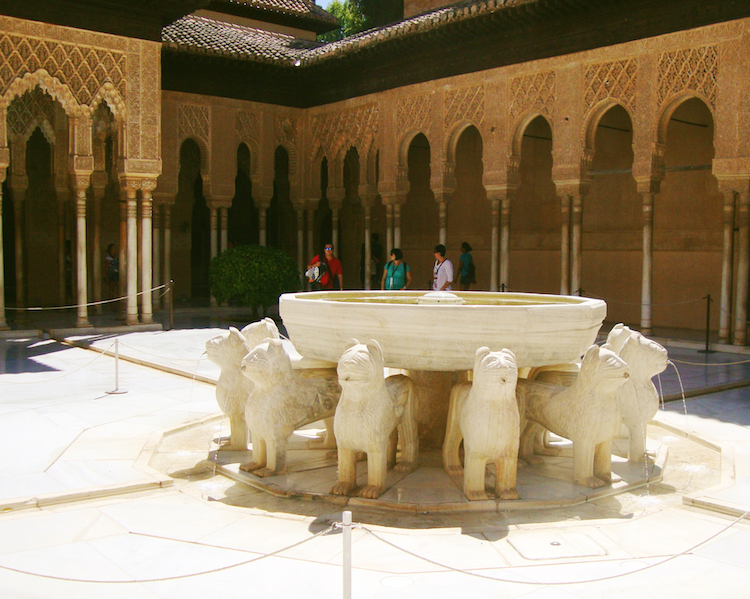 Alhambra Granada leeuwen paleis