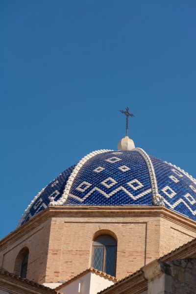Blauwe koepel kerk in Altea