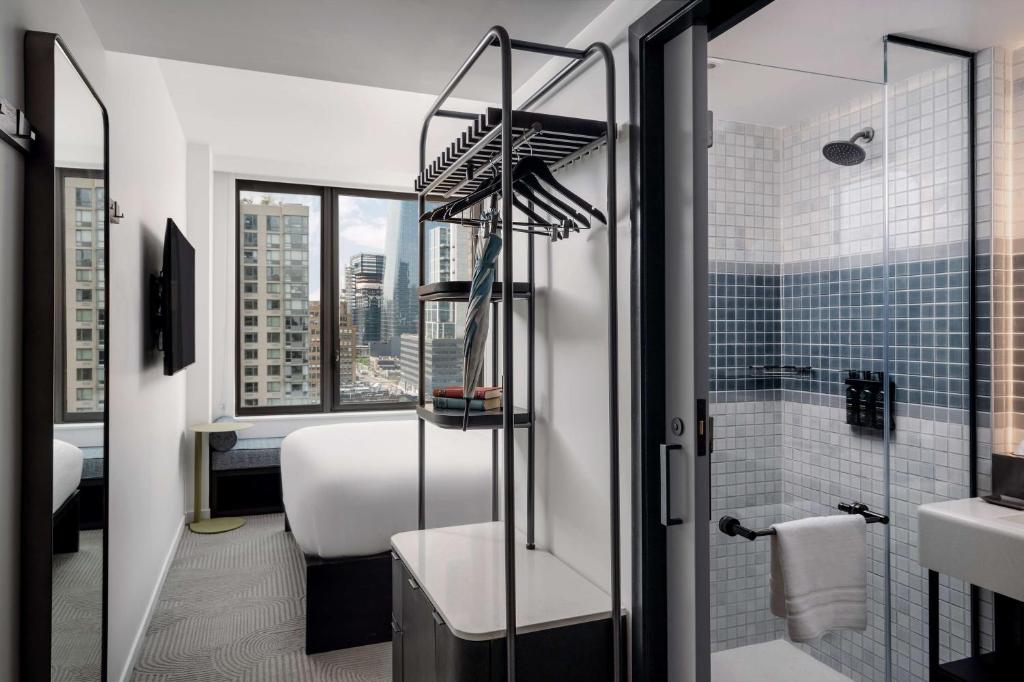 Arlo midtown