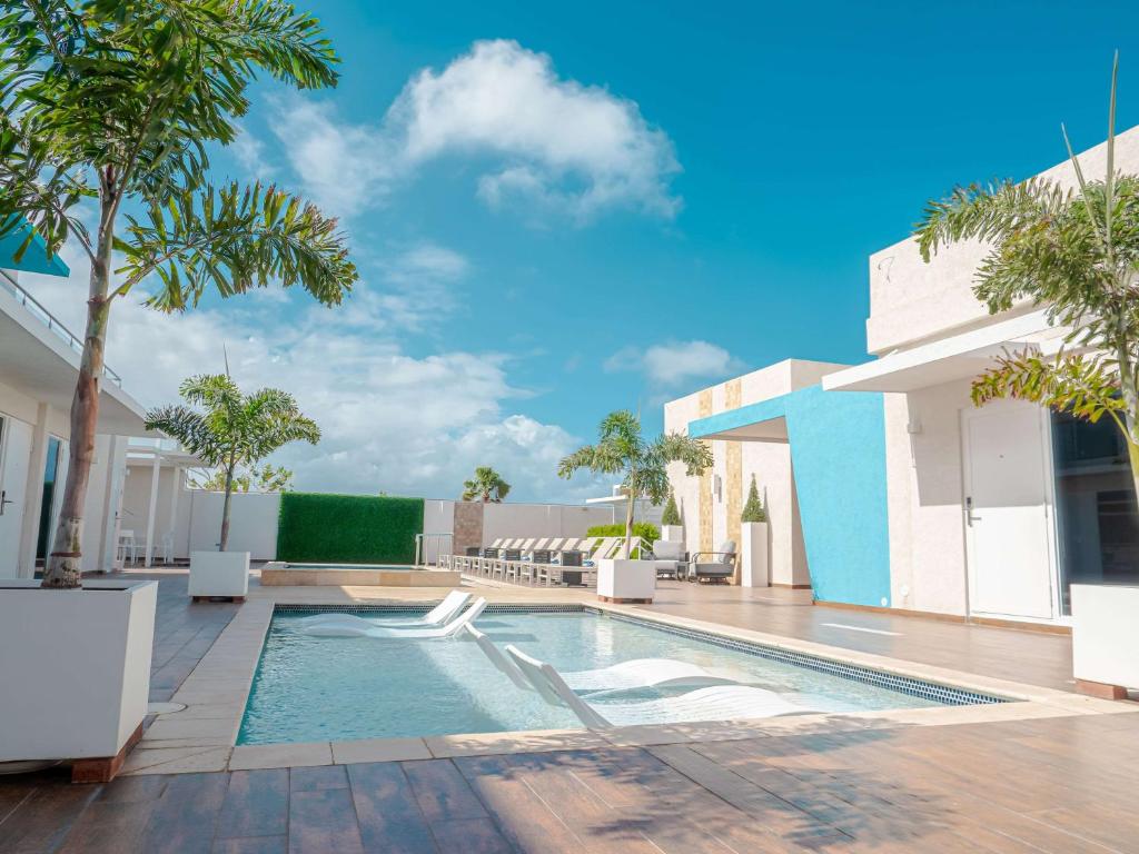 Aruba Boutique & Art Hotel