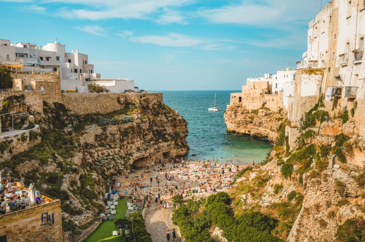 Bari strand