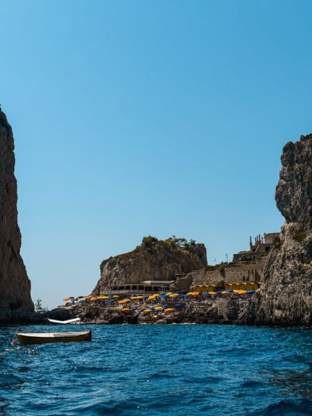 Beach tentjes langs kust Capri
