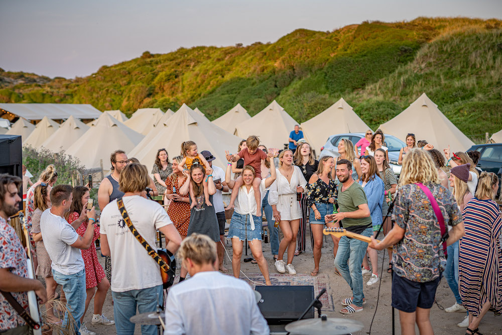 Beachcamp- de lakens