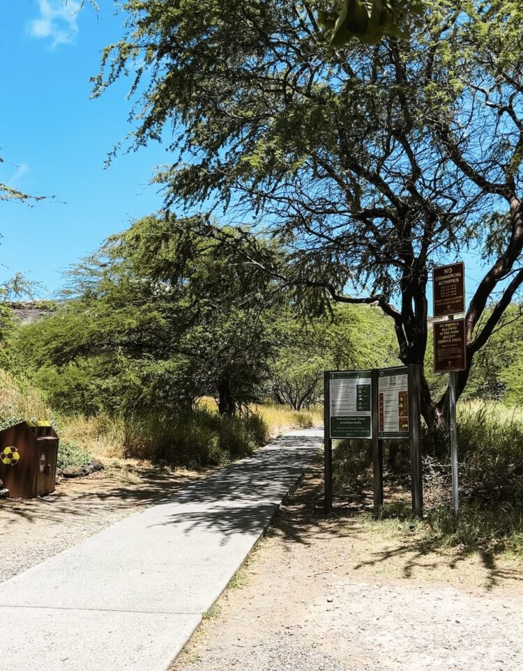 Begin van de Diamond Head trail