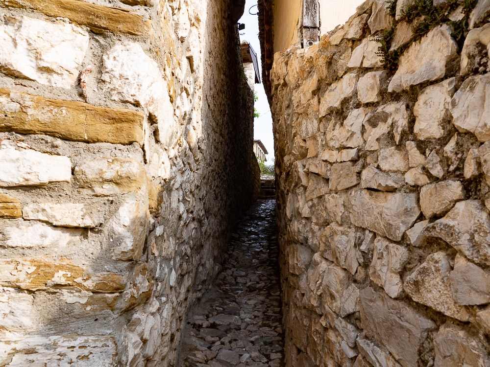 Berat Albanie narrow street to Kala