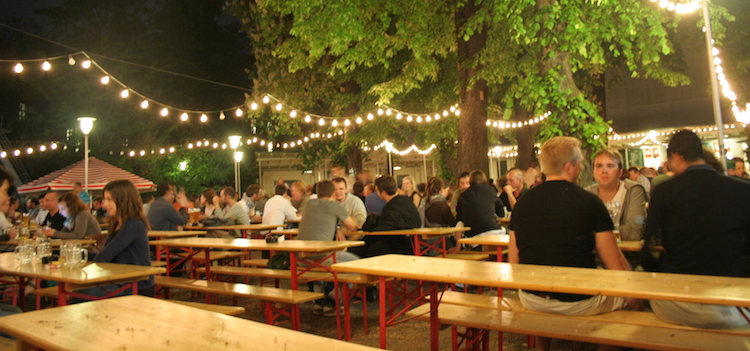 Berlin biergarten prater