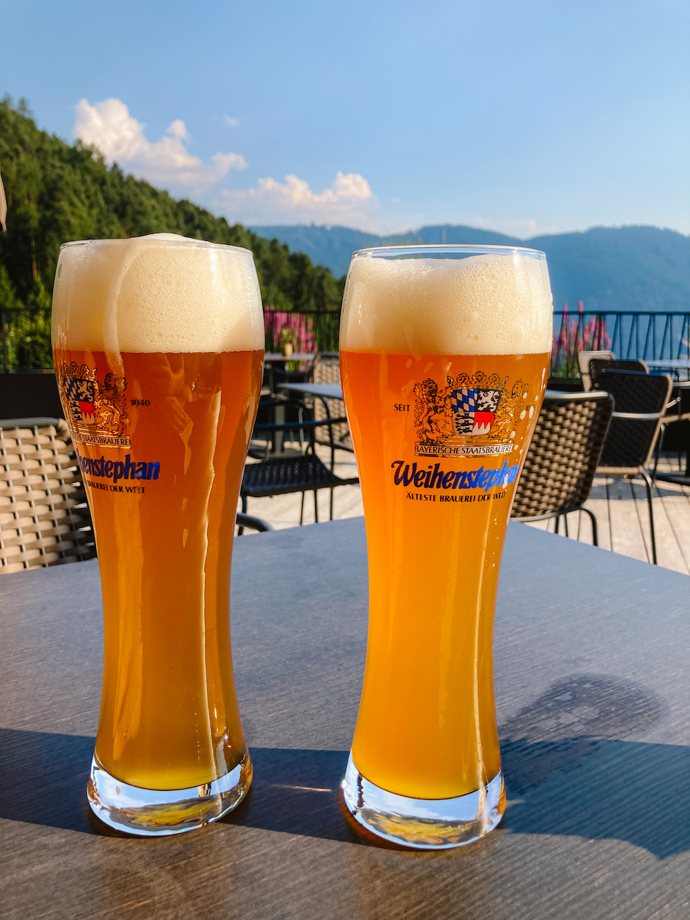 Biertje op terras Dolomiti