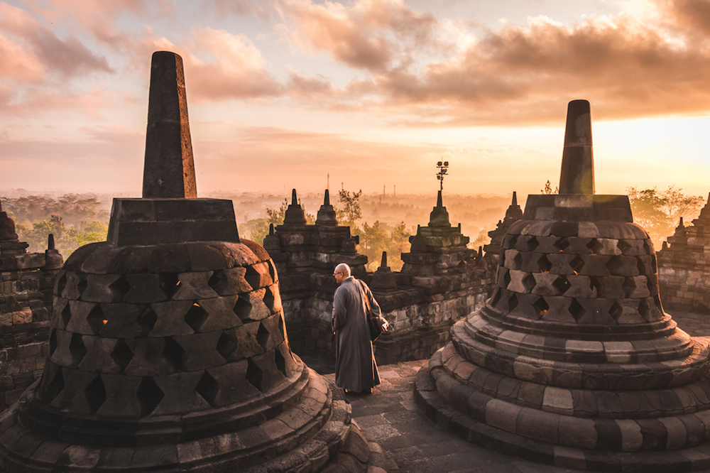 Borobudur simon van acht