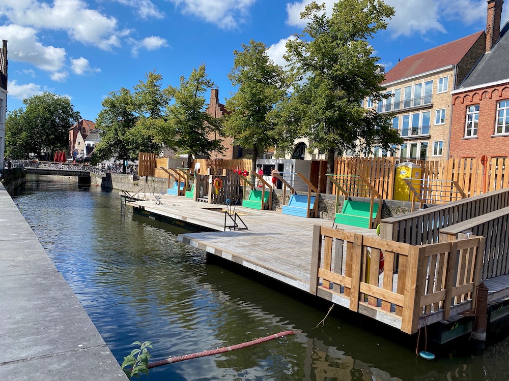Brugge zwemmen wat te doen bezienswaardigheid