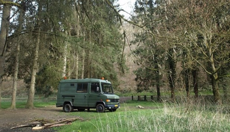 Camper huren roadtrip mercedes 609 snappcar