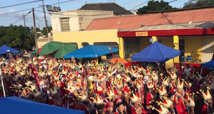 Carnaval op Curacao vieren