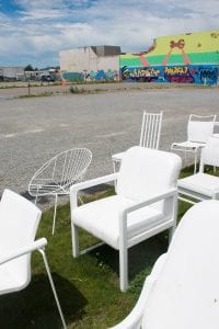 Christchurch Nieuw Zeeland 185 White Chairs-2