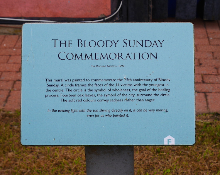 Derry murals Bloody sunday 14 doden