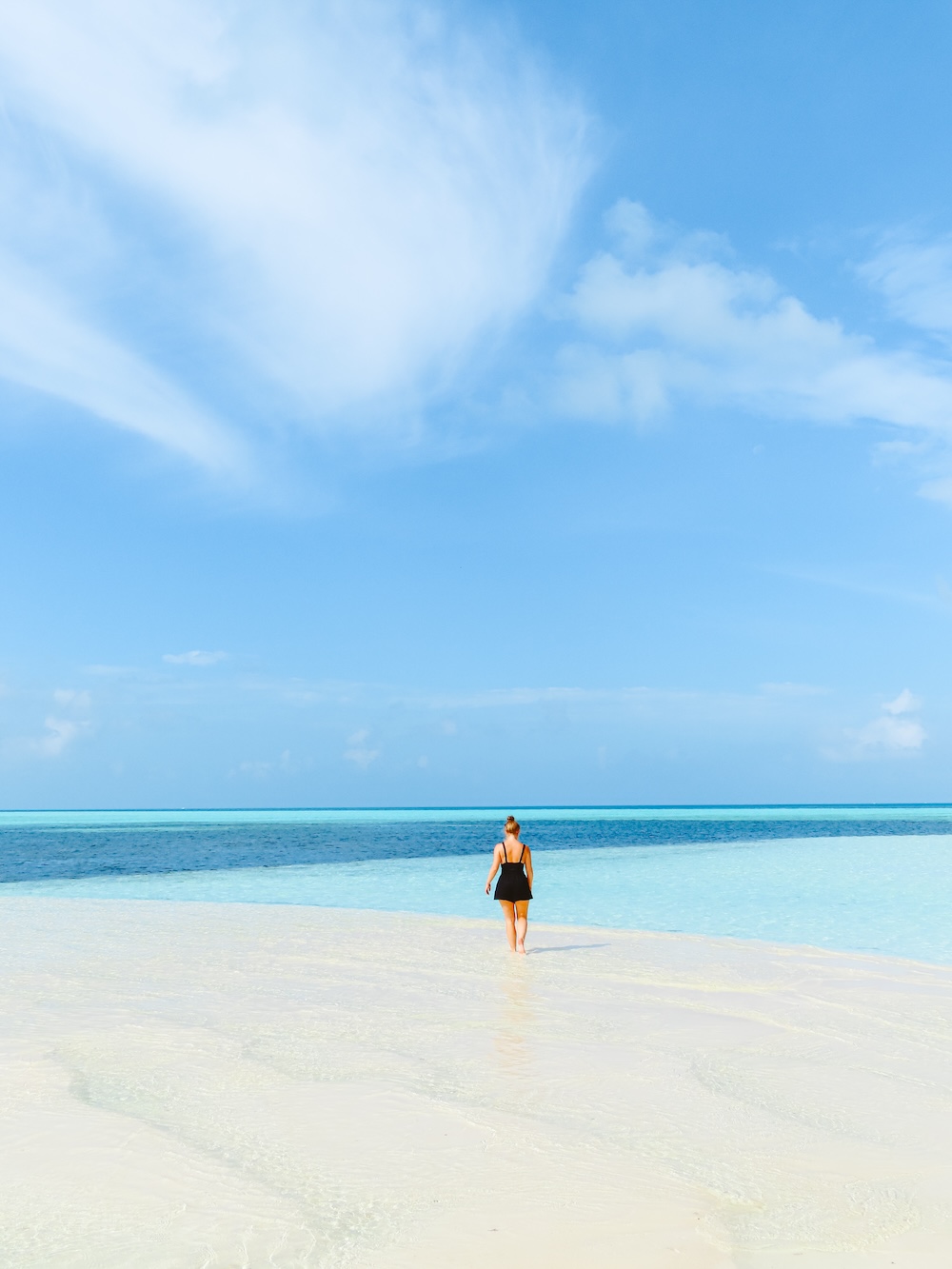 Dhiffushi strand