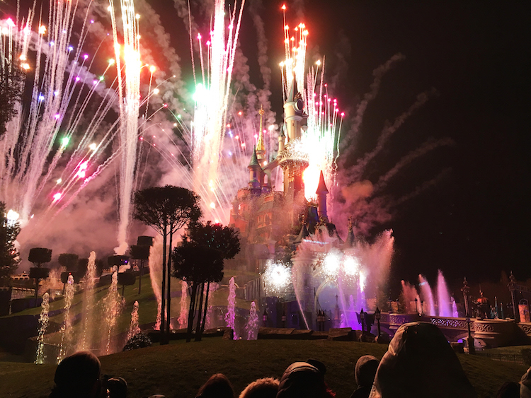 Disneyland parijs vuurwerk star wars