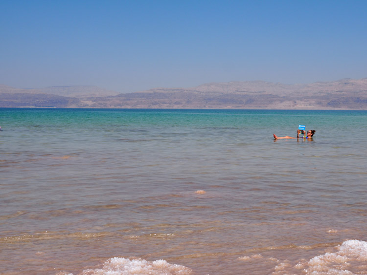 Dode Zee israel drijven zoutgehalte
