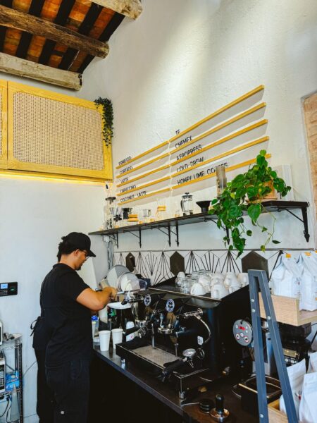 Dominicaanse koffie proberen