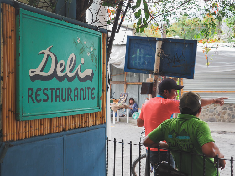Dorpjes Lake Atitlan Guatemala_-2