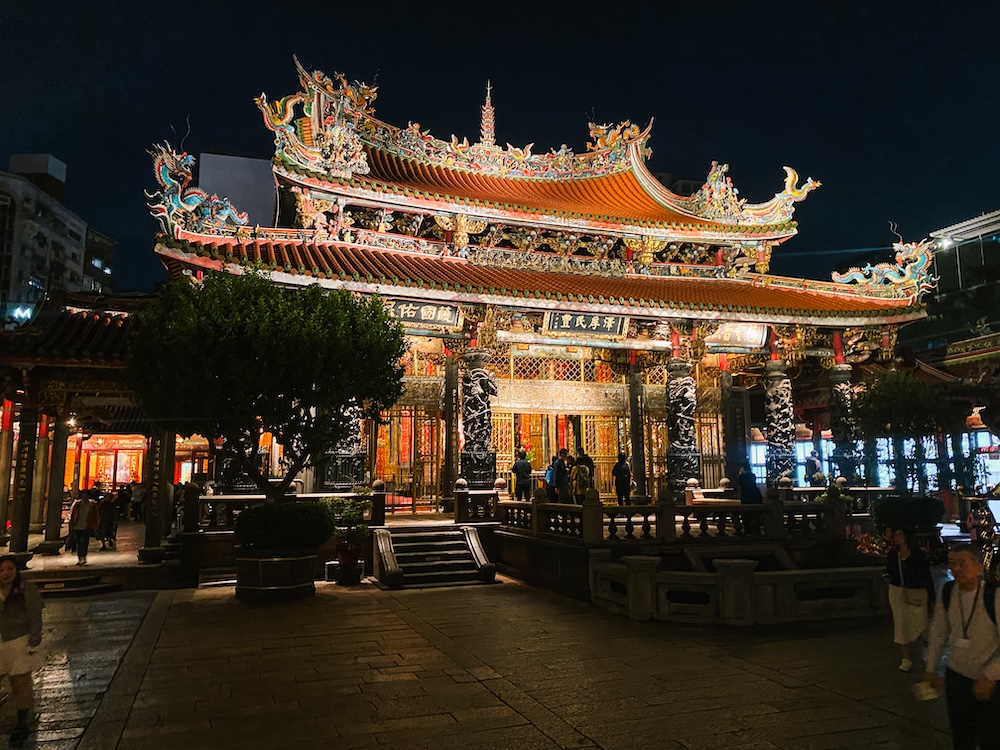 Drakenbergtempel Taipei, Bezienswaardigheden Taiwan