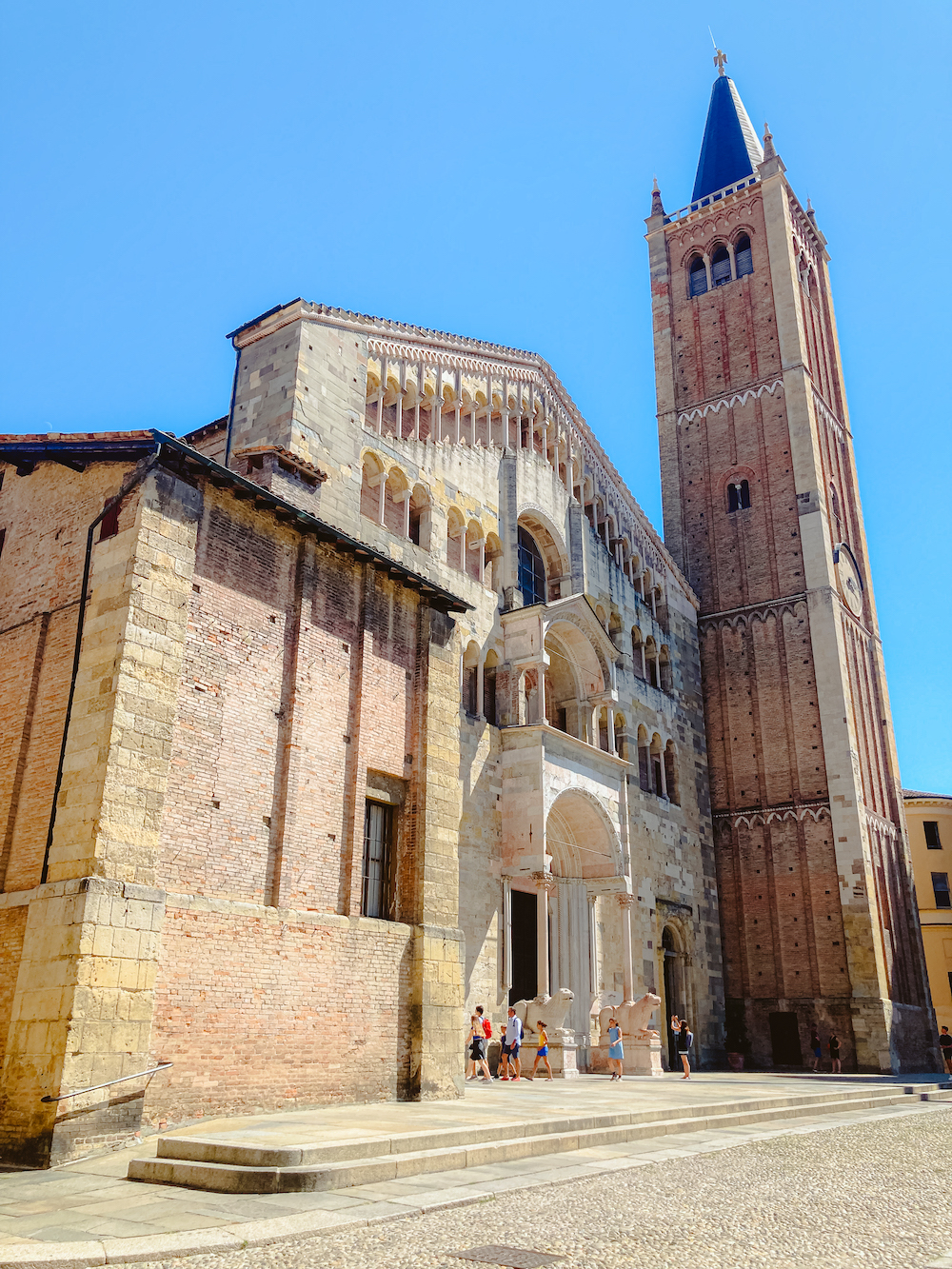 Parma bezienswaardigheden, Duomo