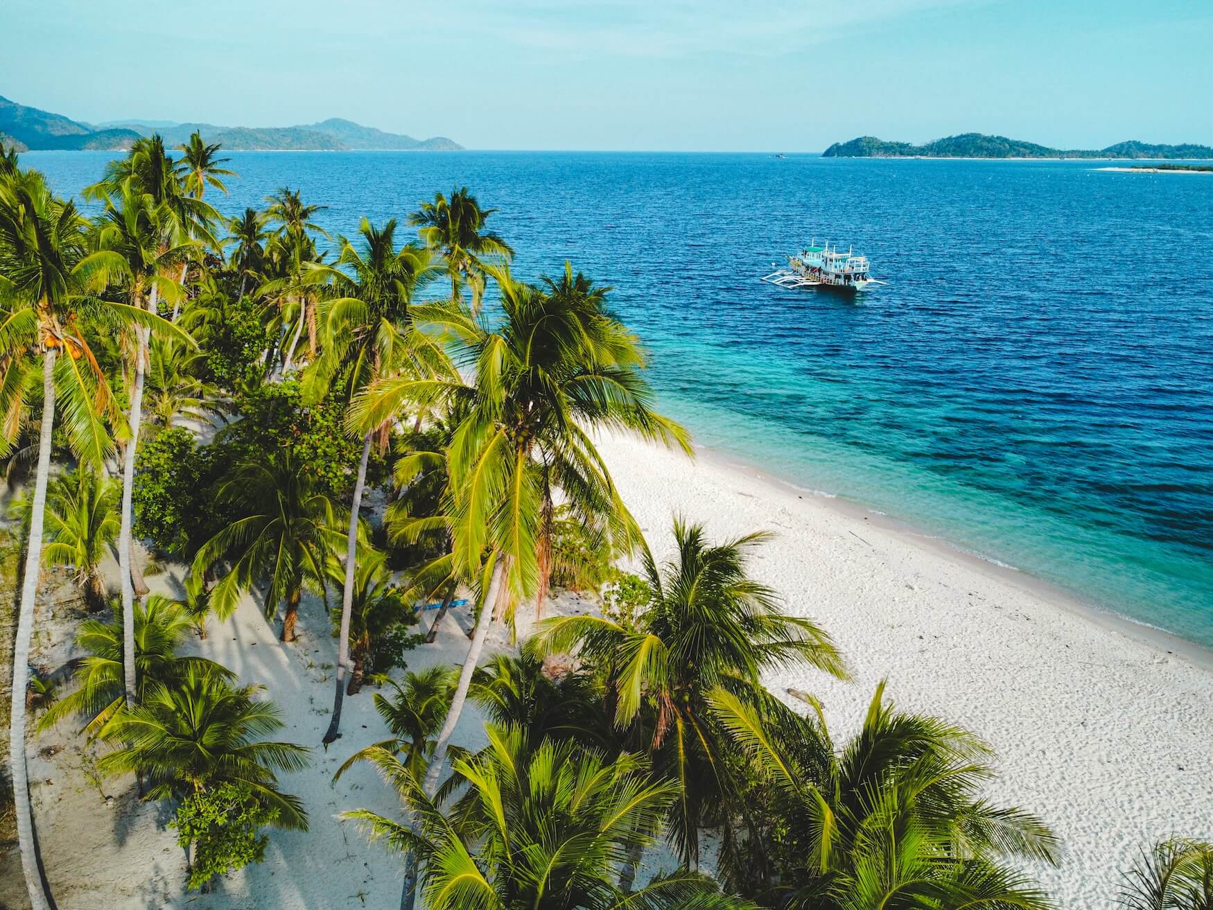 Eilandstop tijdens Buhay Isla Eco Tours