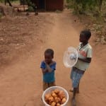 Eten in Malawi oliebollen