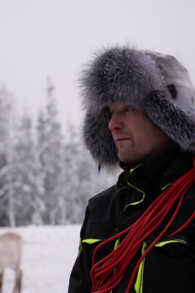 Finse rendierhoeder in Kuusamo