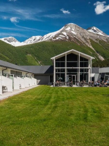 Geiranger Fjord valldal hotel overnachten