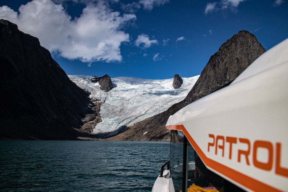 Groenland rondreis Tasermiut Fjord boot