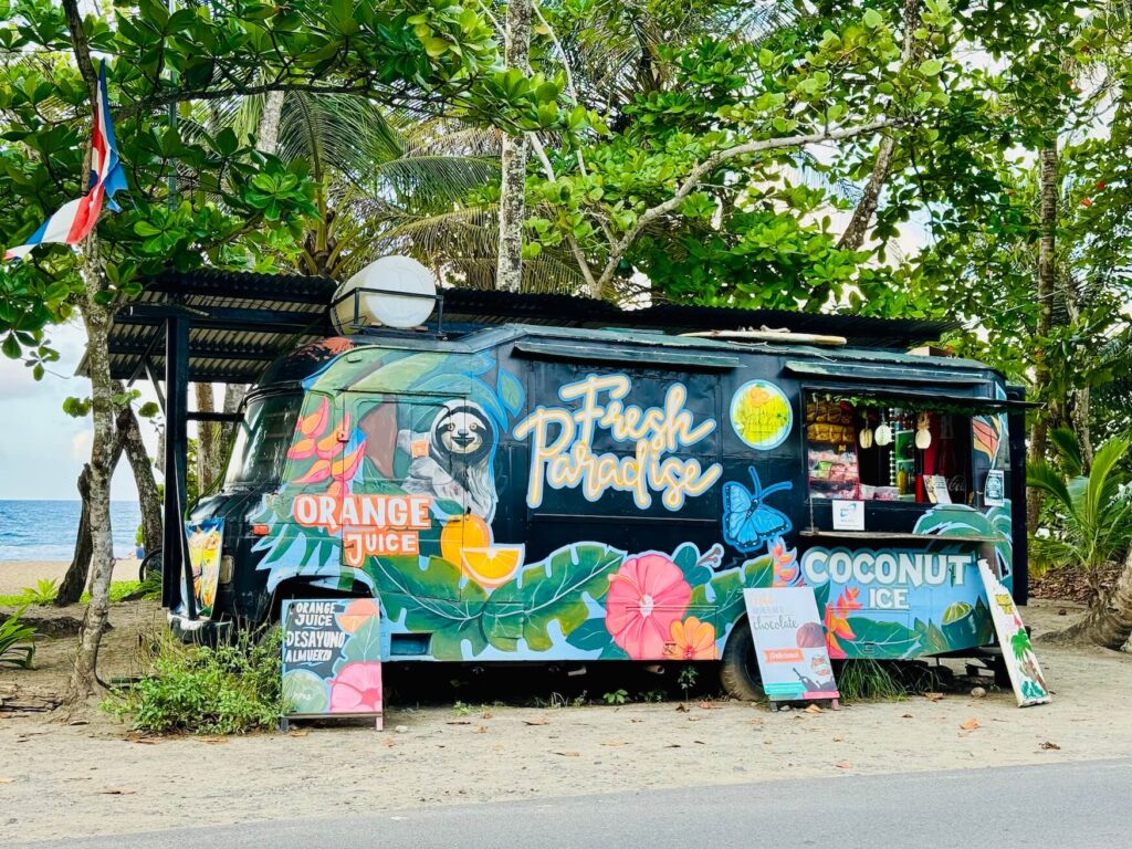 Gustibus bakery, Puerto Viejo