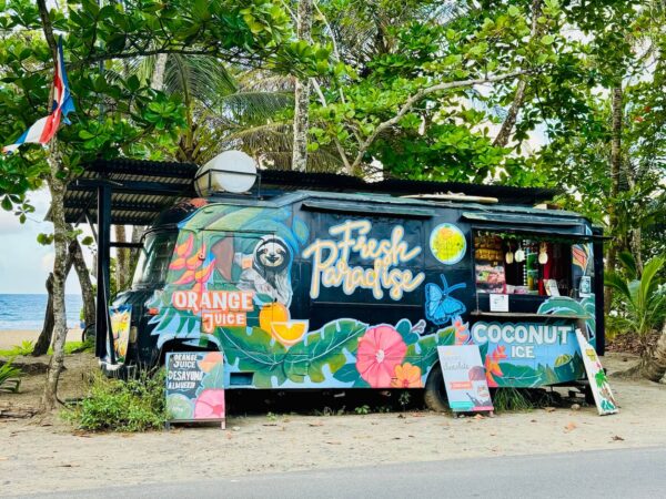Gustibus bakery, Puerto Viejo