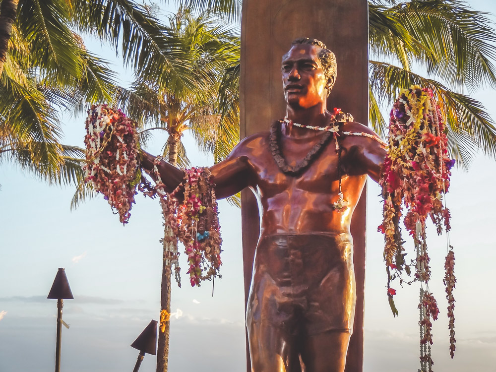 Hawaii vakantie Oahu standbeeld