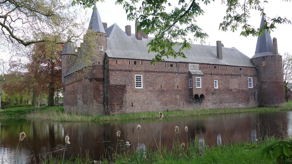 Hernen, kastelen in Nederland