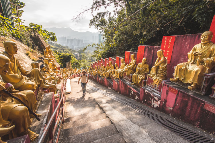 Hong Kong stopover ten thousand buddhas