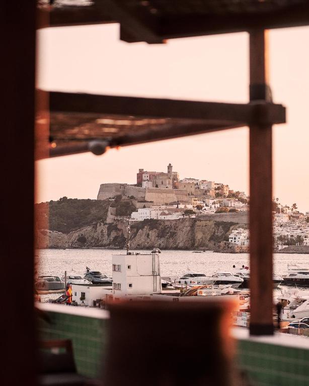 Mikasa Ibiza Boutique