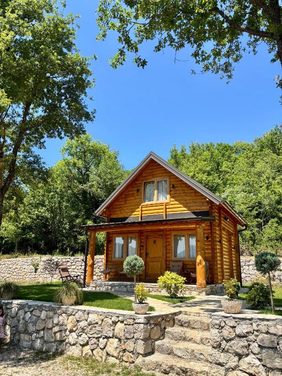 Hotel Montenegro Cottage retreat- Skadar Lake