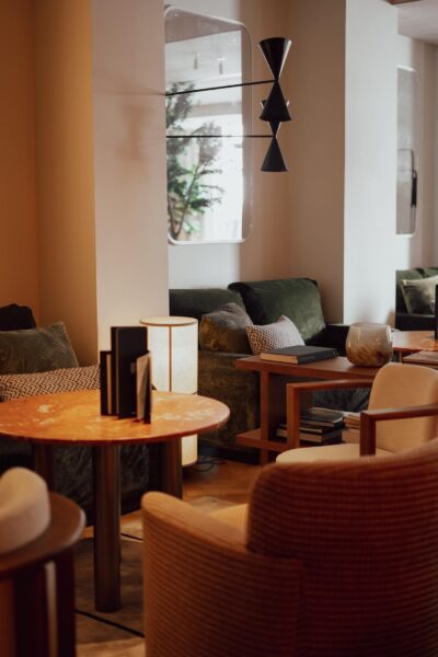 Hotel Regina Barcelona lobby