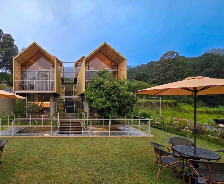 Azenya Nuwara Eliya