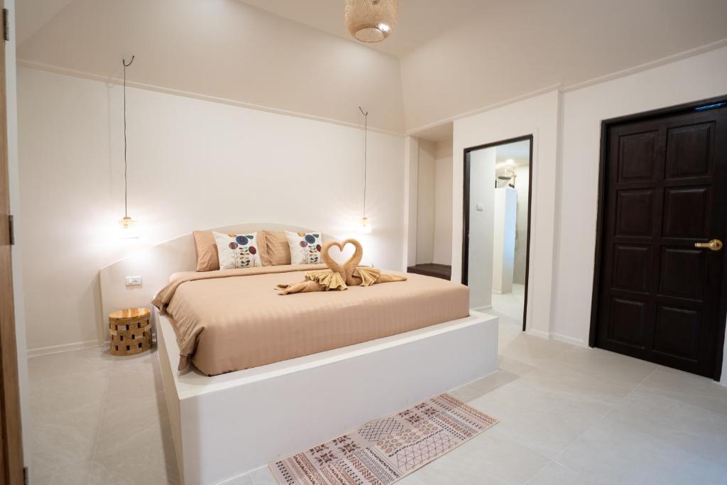 Relax Bay Beach Resort