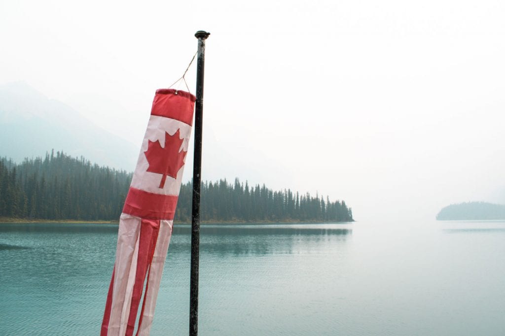Jasper National Park Maligne Lake vlag Canada