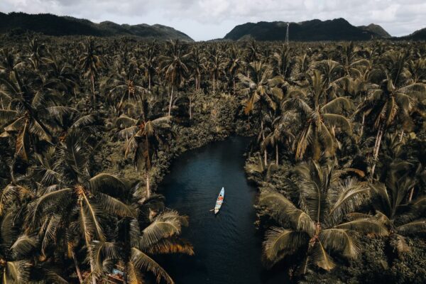 Kano op Maasin River, Filipijnen