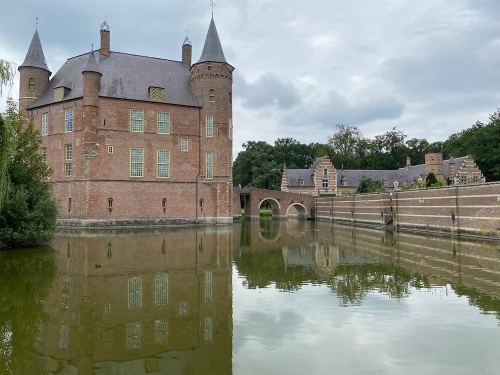 Kasteel Heeswijk kastelen in Nederland