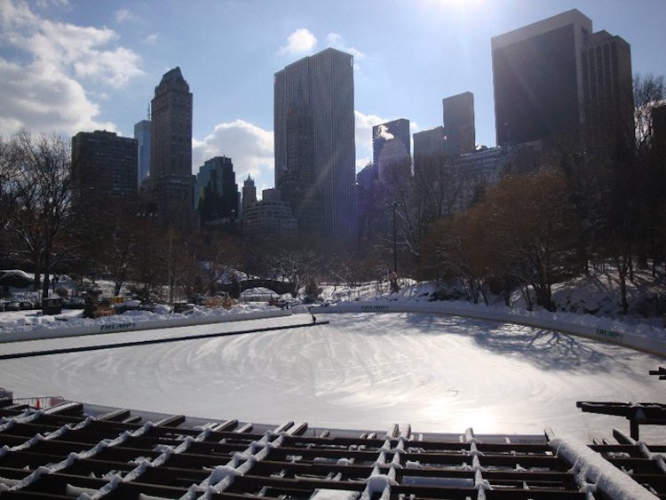 Kerst in New York Central Park schaatsbaan