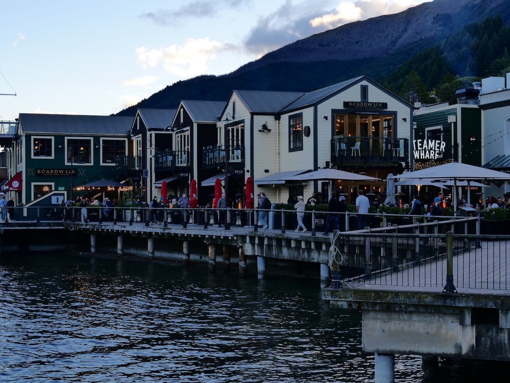 Lakeside dining in Queenstown to do