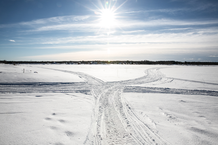 Lapland zon sneeuwvlakte